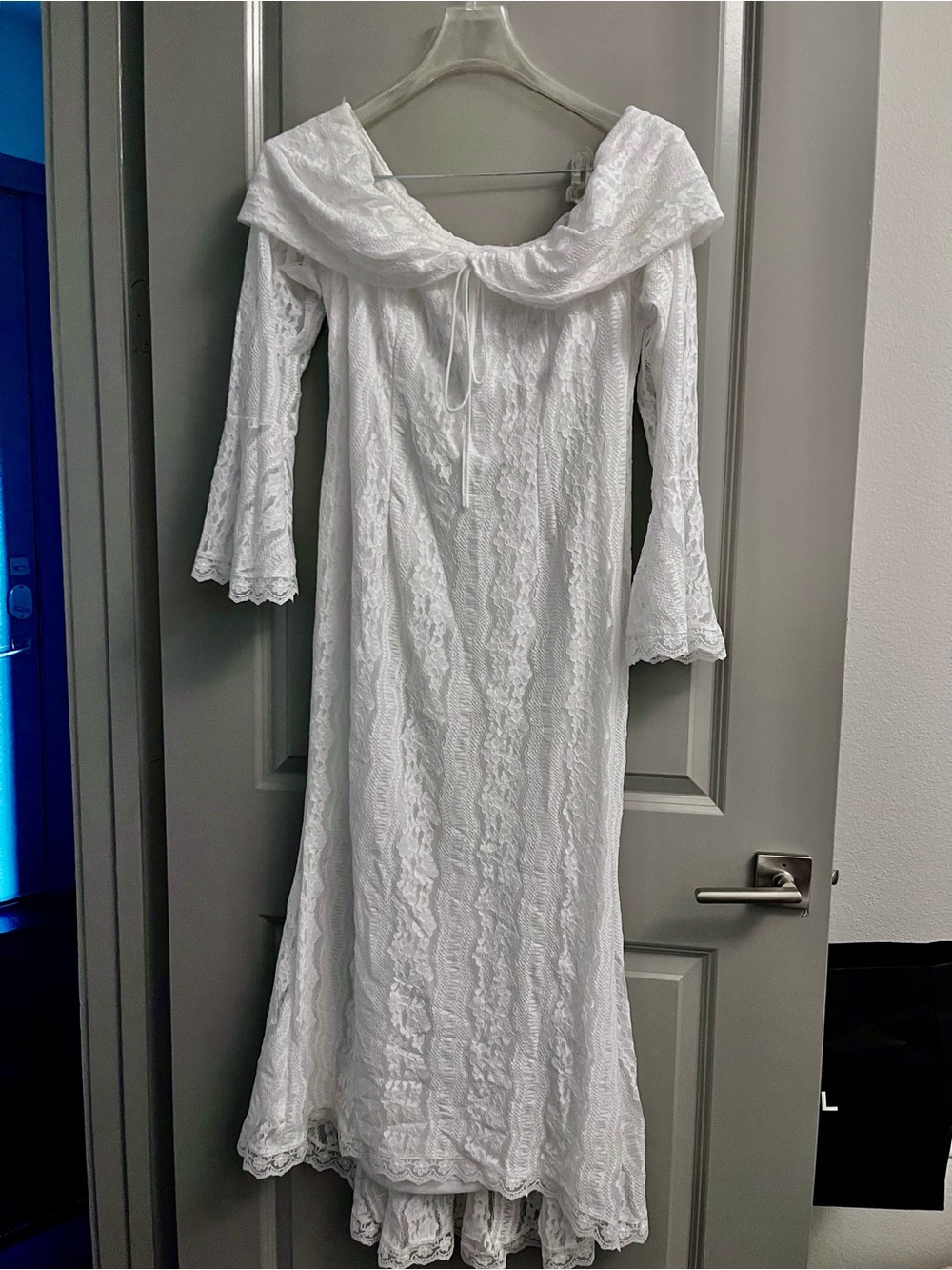 SHEIN White Lace Off-Shoulder Maxi Dress with Tie Detail